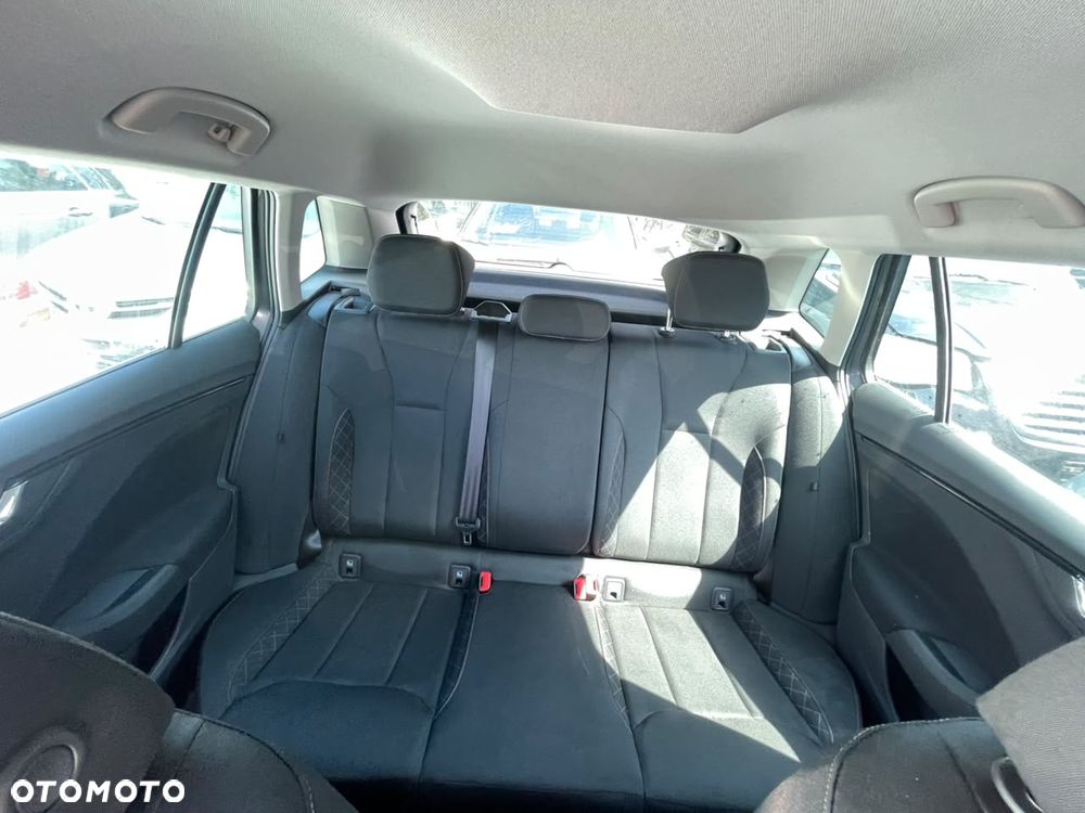 Skoda Kamiq 1.5 TSI DSG Ambition - 13