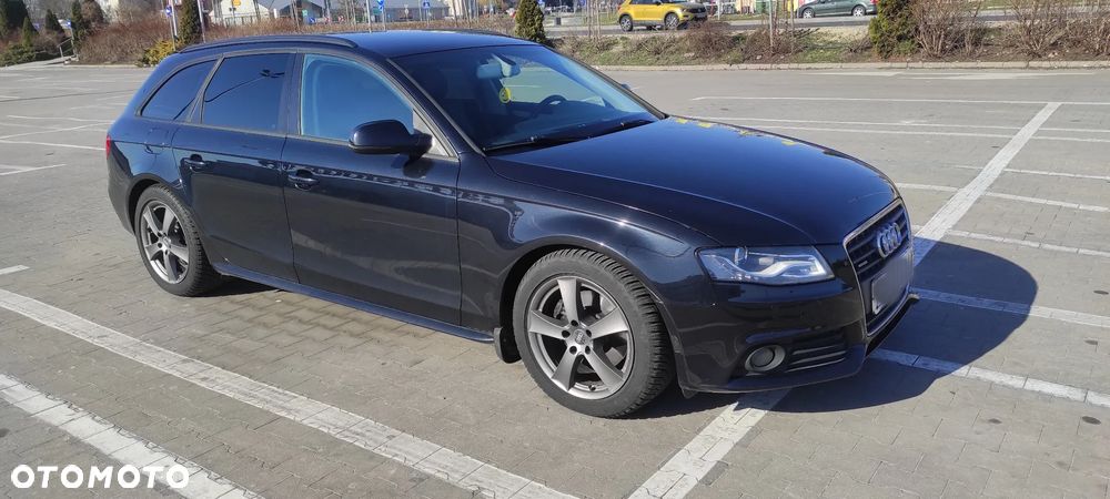 Audi A4 Avant 2.0 TDI DPF quattro Ambiente - 4