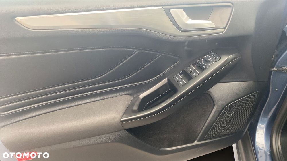 Ford Focus 1.0 EcoBoost mHEV Titanium X - 17