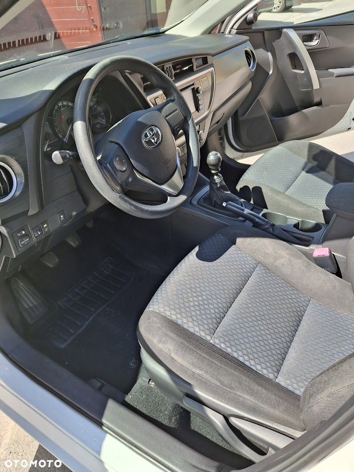 Toyota Auris 1.33 VVT-i Active - 6
