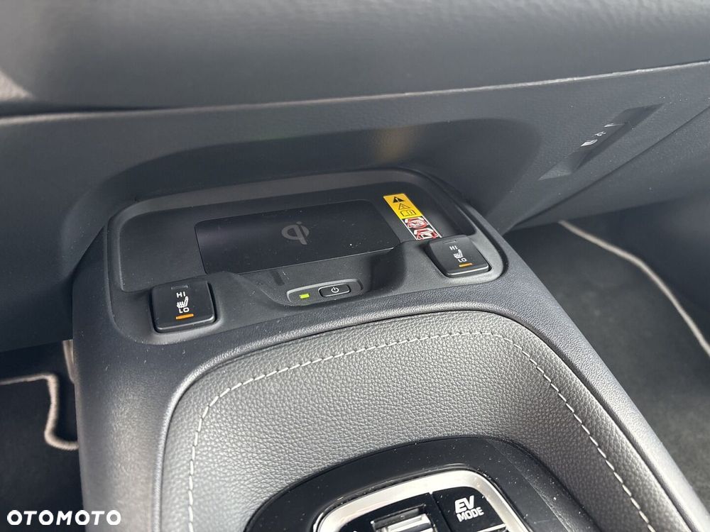 Toyota Corolla 1.8 Hybrid Style - 19