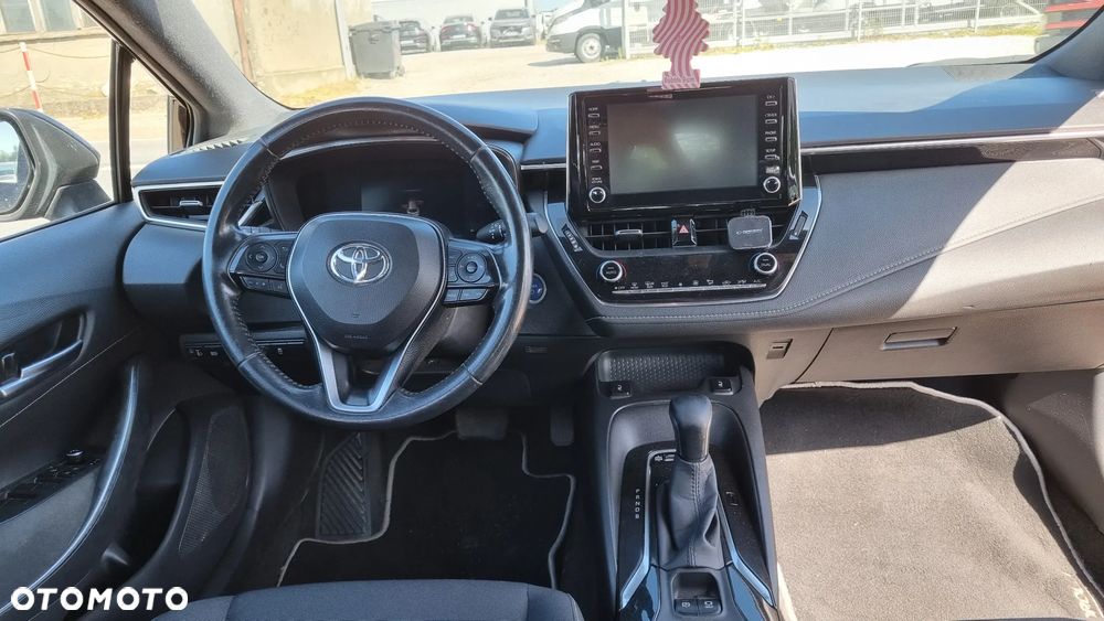 Toyota Corolla 1.8 Hybrid Comfort - 29