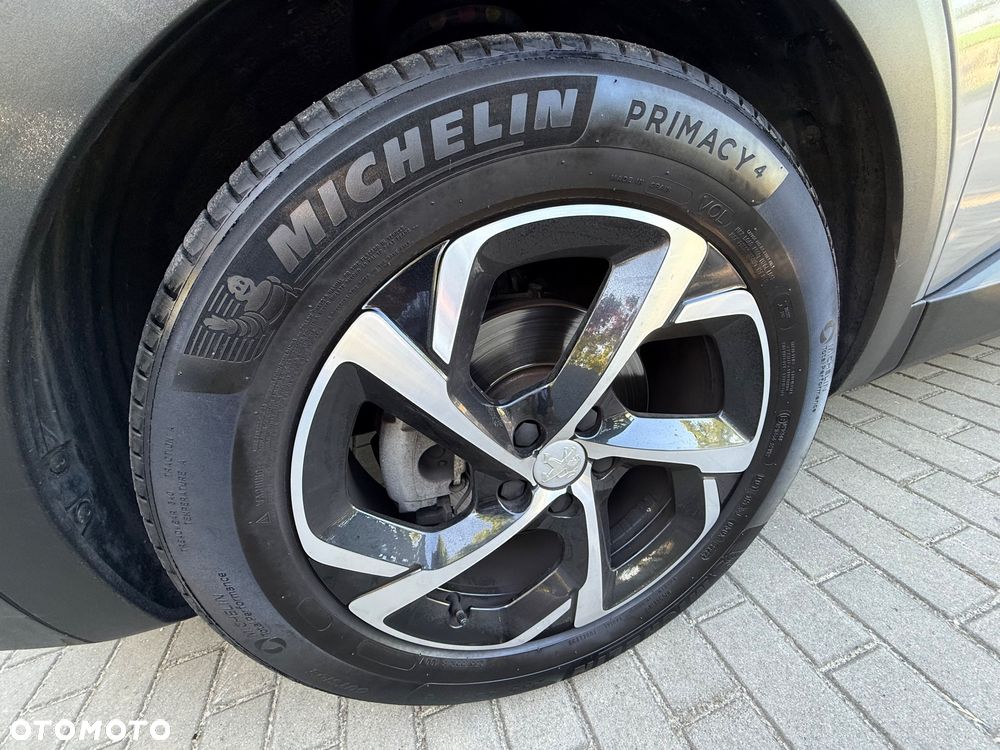 Peugeot 3008 1.2 PureTech Active Pack S&S - 34