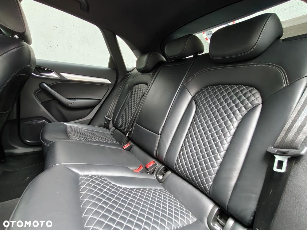 Audi RS Q3 2.5 TFSI quattro S tronic - 26