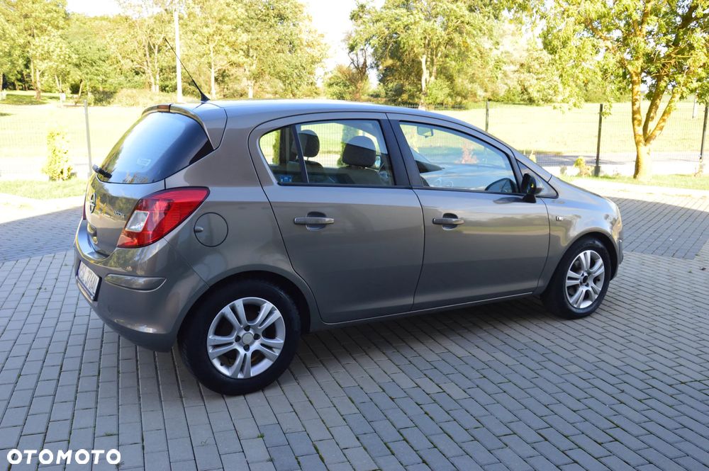 Opel Corsa - 9