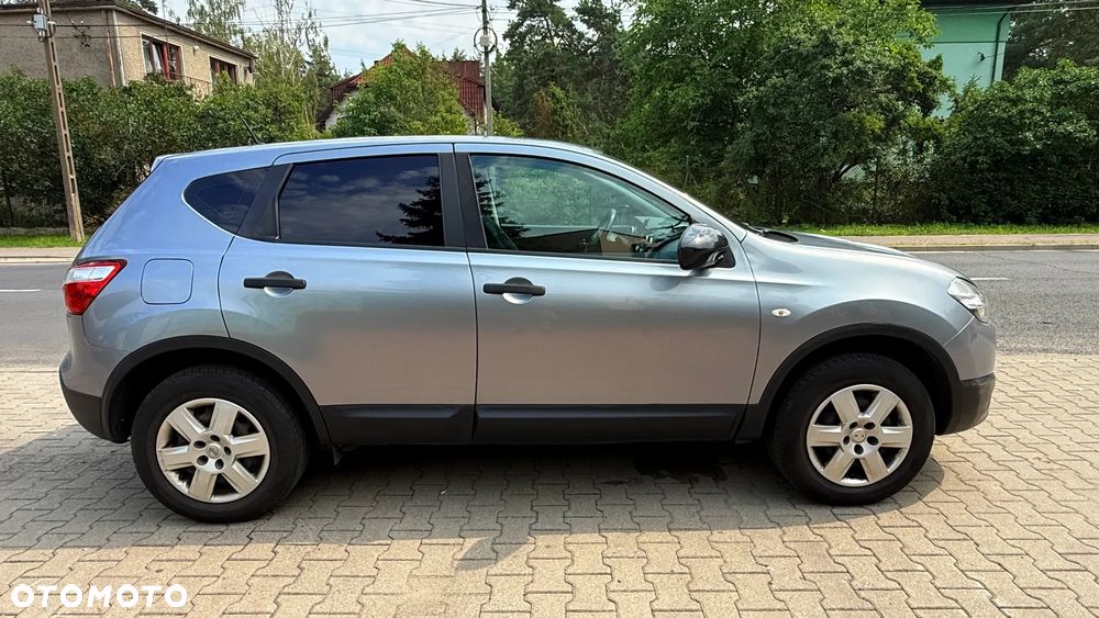 Nissan Qashqai - 2