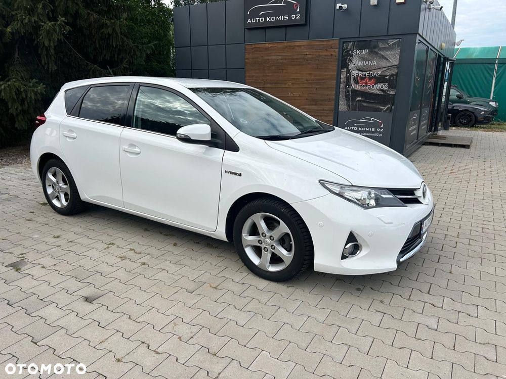 Toyota Auris - 2