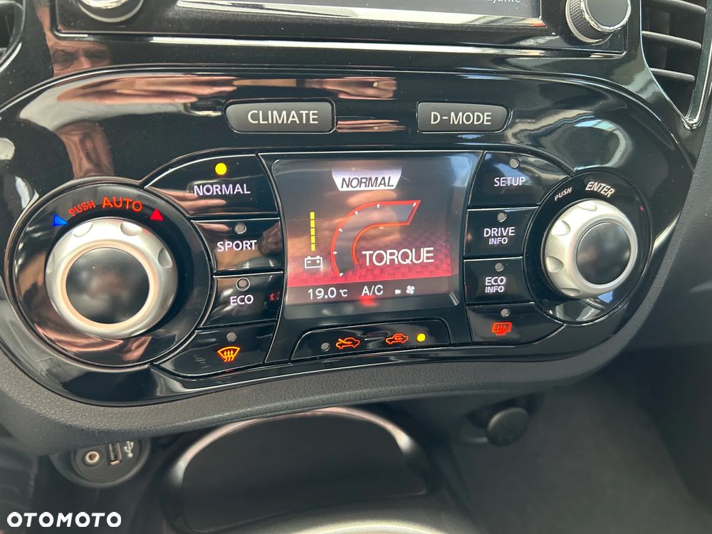 Nissan Juke 1.6 Xtronic Tekna - 23