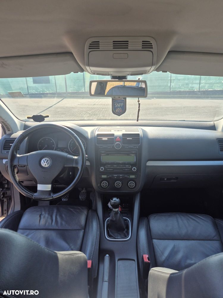 Volkswagen Golf 1.9 TDI Comfortline BlueMotion - 5