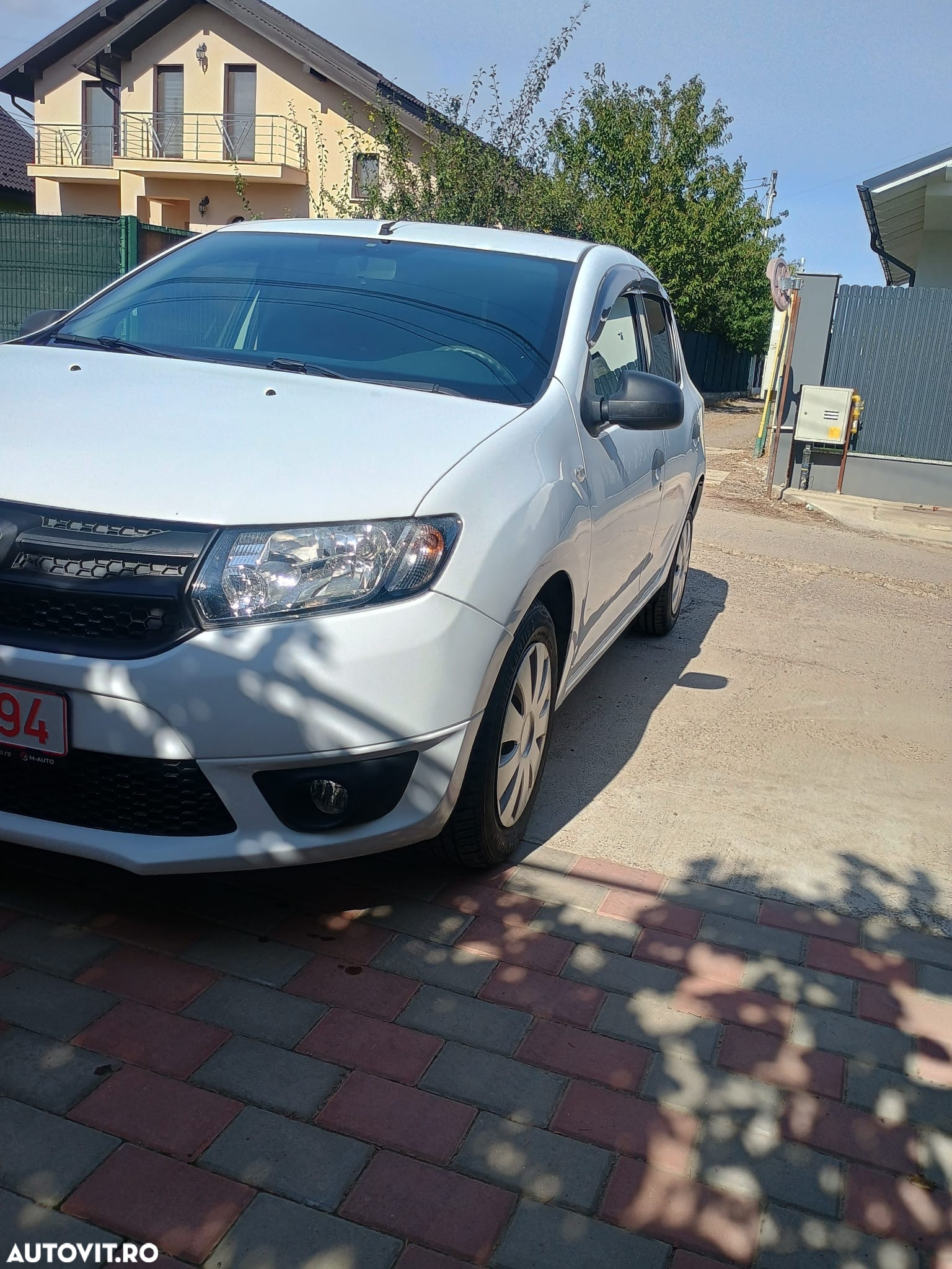 Dacia Sandero 1.2 75CP Acces - 6
