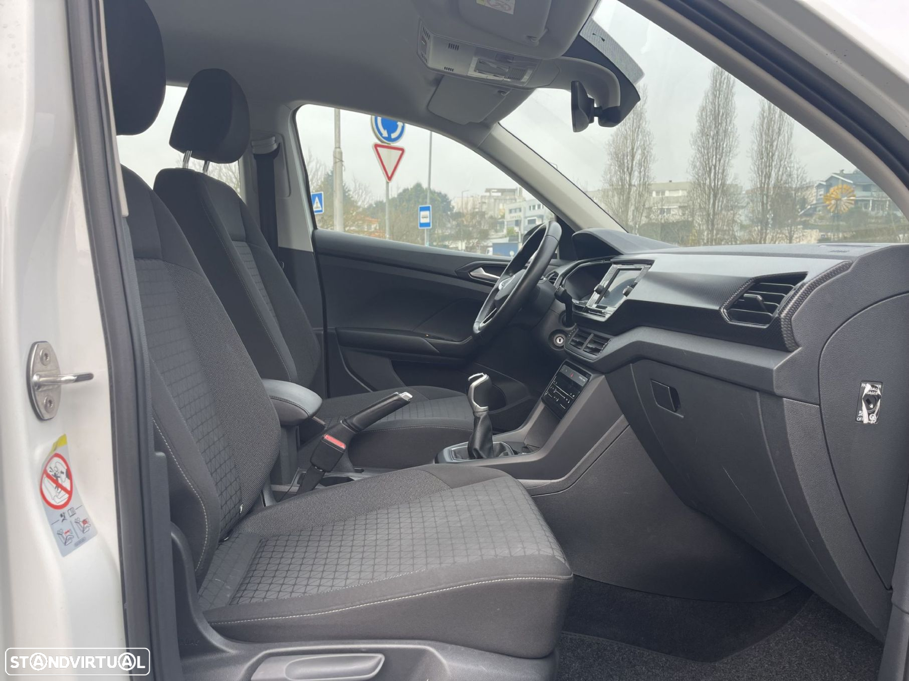 VW T-Cross 1.0 TSI Life - 30