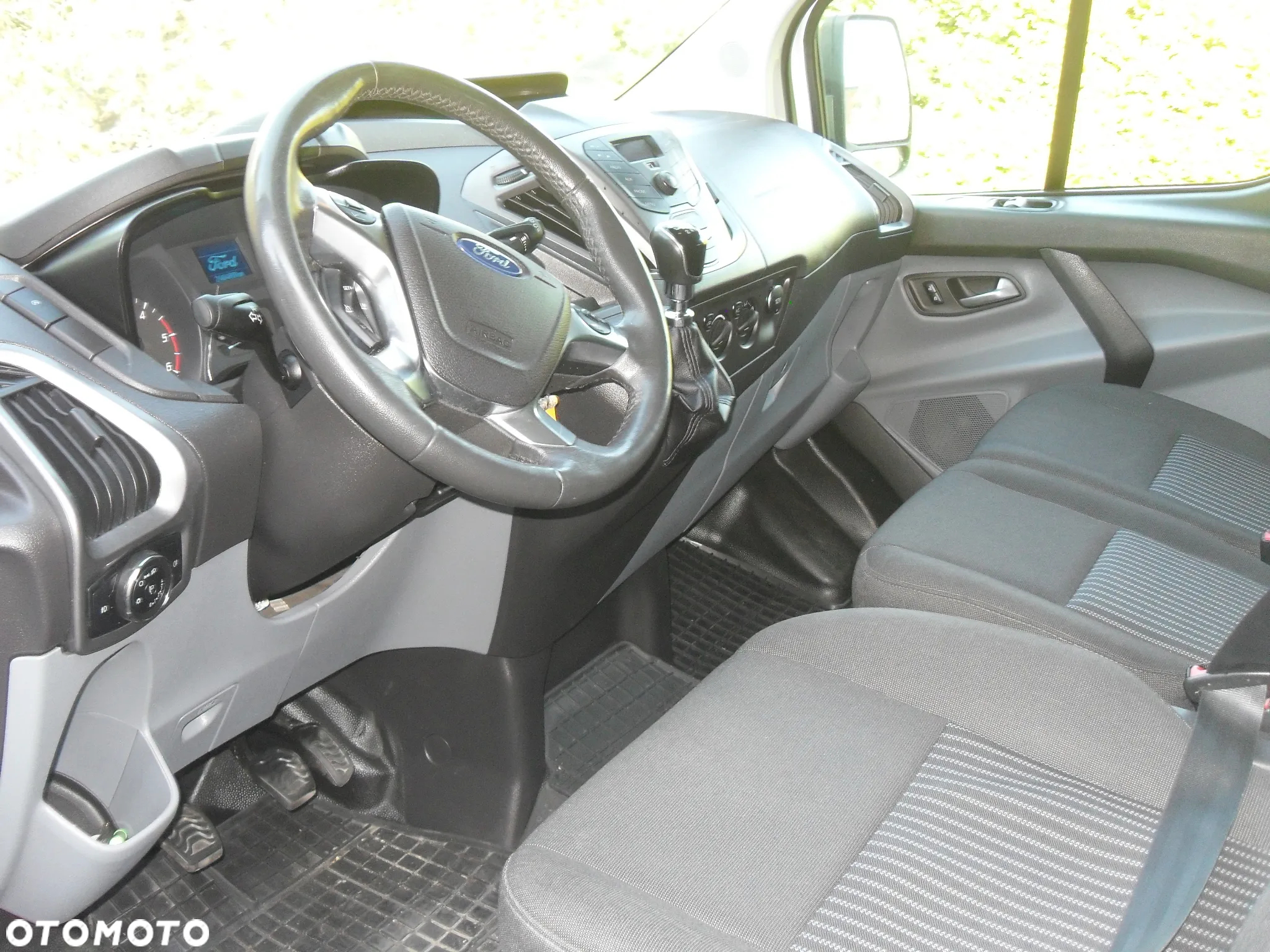 Ford Transit Custom - 12