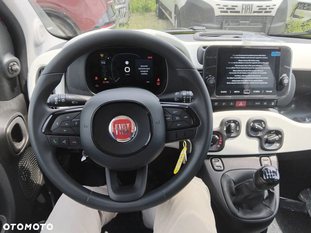 Fiat Pandina 1.0 Hybrid Cross - 11