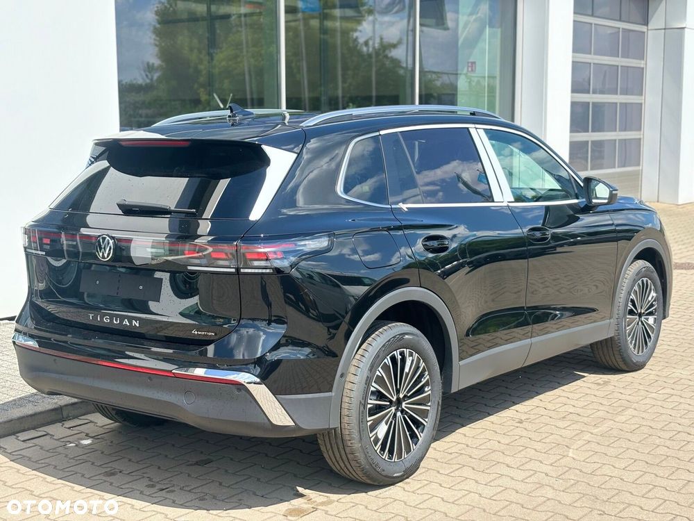 Volkswagen Tiguan - 4