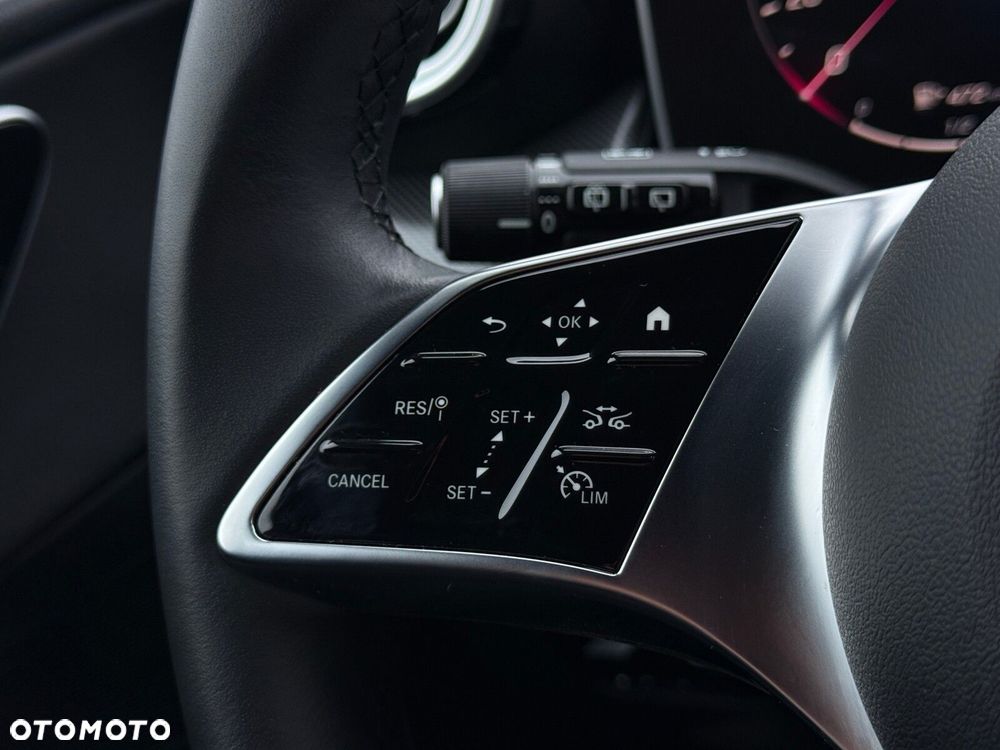 Mercedes-Benz GLC - 14