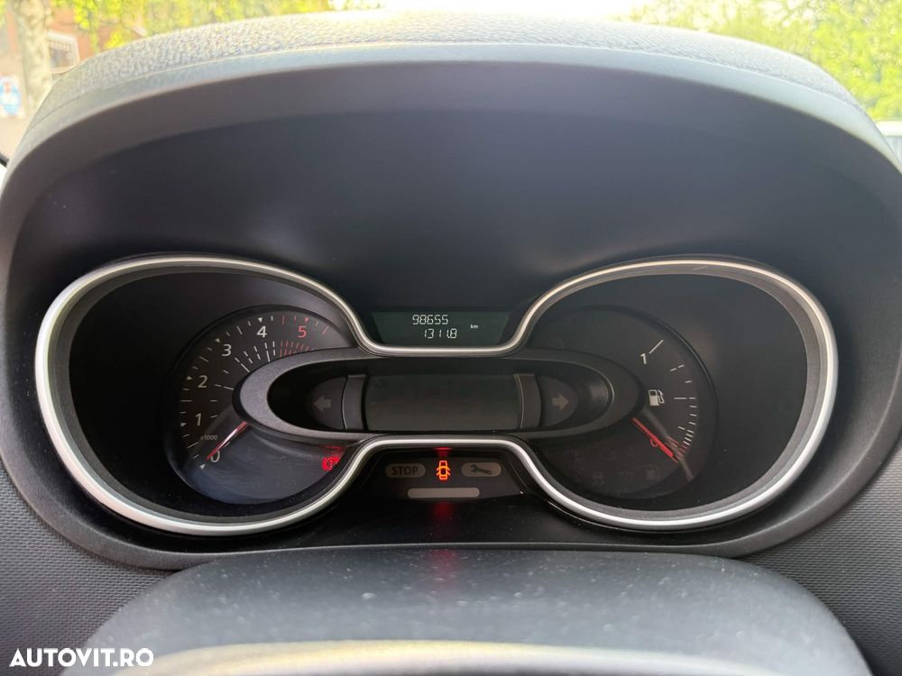 Renault Trafic - 21
