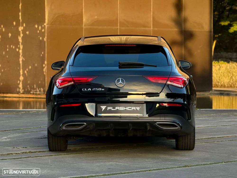 Mercedes-Benz CLA 250 e Shooting Brake AMG Line - 27