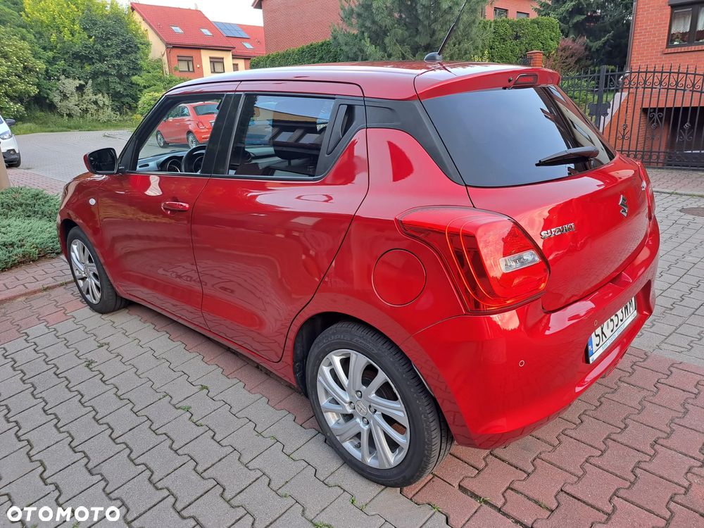 Suzuki Swift 1.2 Dualjet SHVS Premium CVT - 5