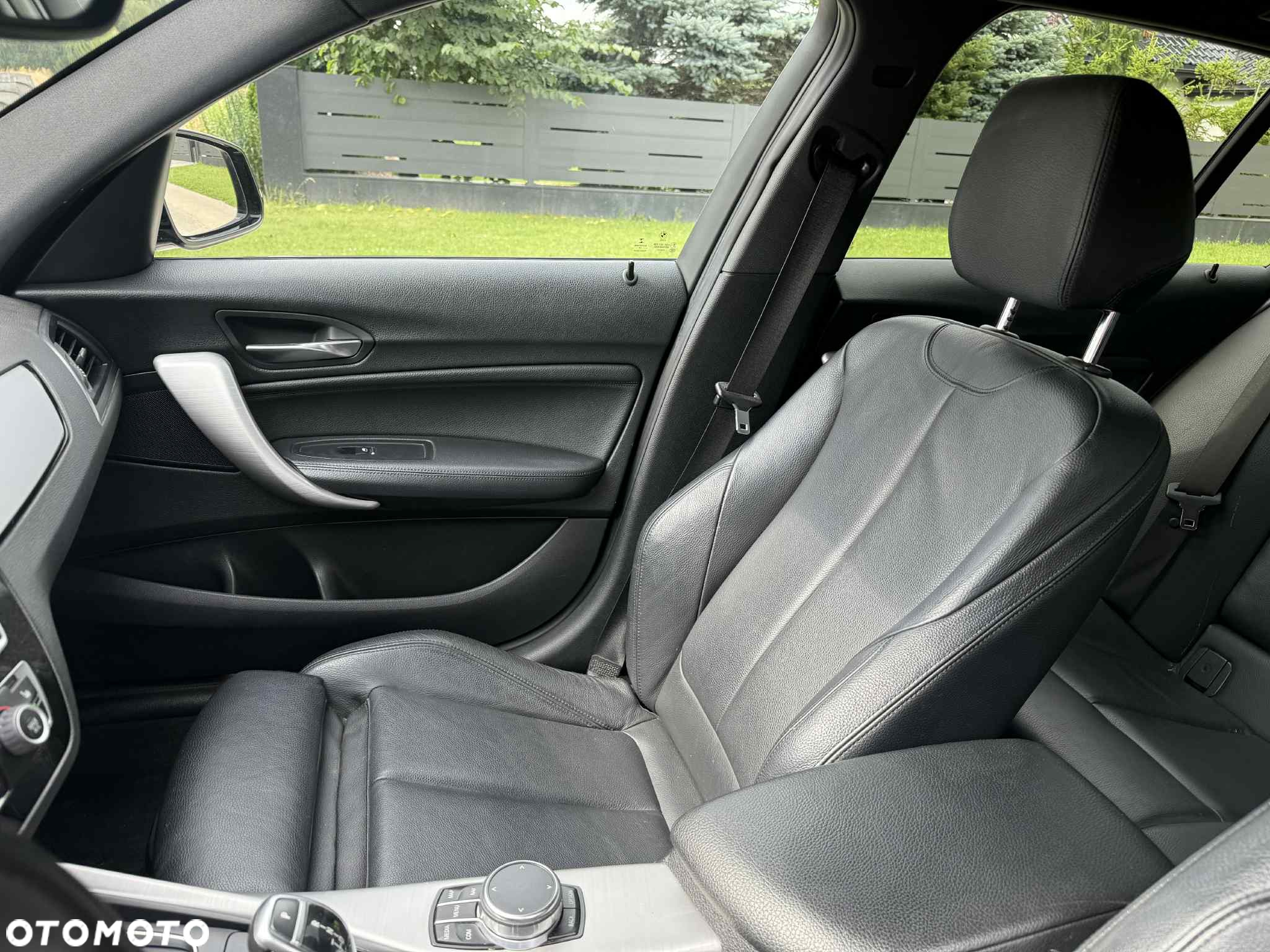 BMW Seria 1 120d xDrive Edition M Sport Shadow - 16