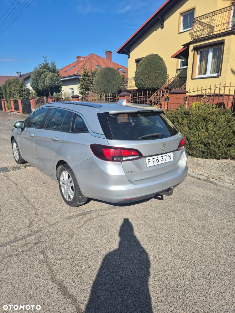 Opel Astra 1.4 Turbo Business - 25