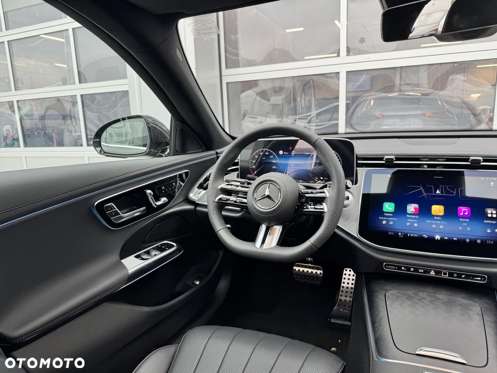 Mercedes-Benz Klasa E 300 de PHEV 4-Matic AMG 9G-Tronic - 14