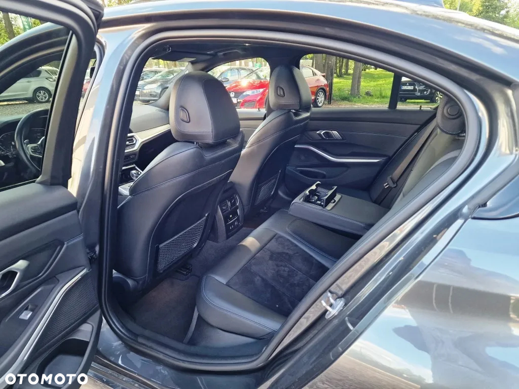 BMW Seria 3 - 8