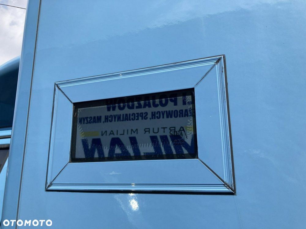 Volkswagen Transporter - 8