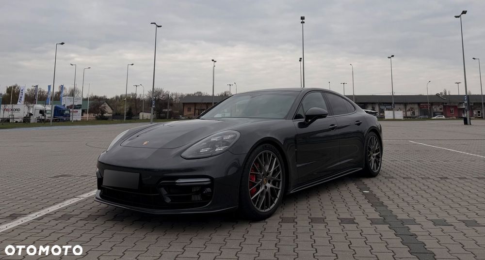 Porsche Panamera - 5