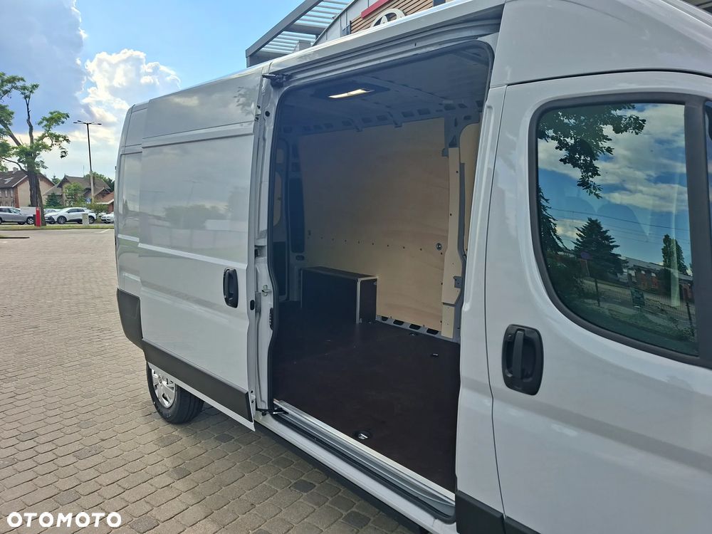 Toyota Proace Max BEV L3H2 110kWh 270KM Active - 10