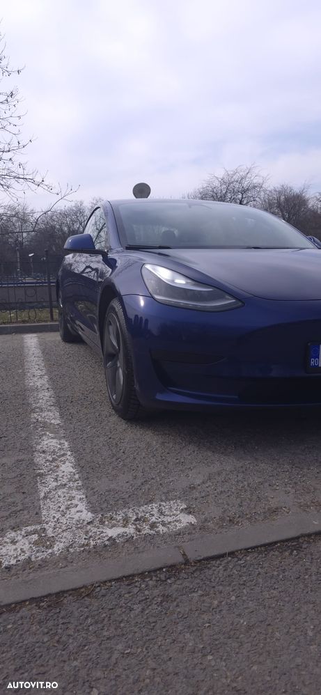 Tesla Model 3 Standard Reichweite Plus Hinterradantrieb - 2