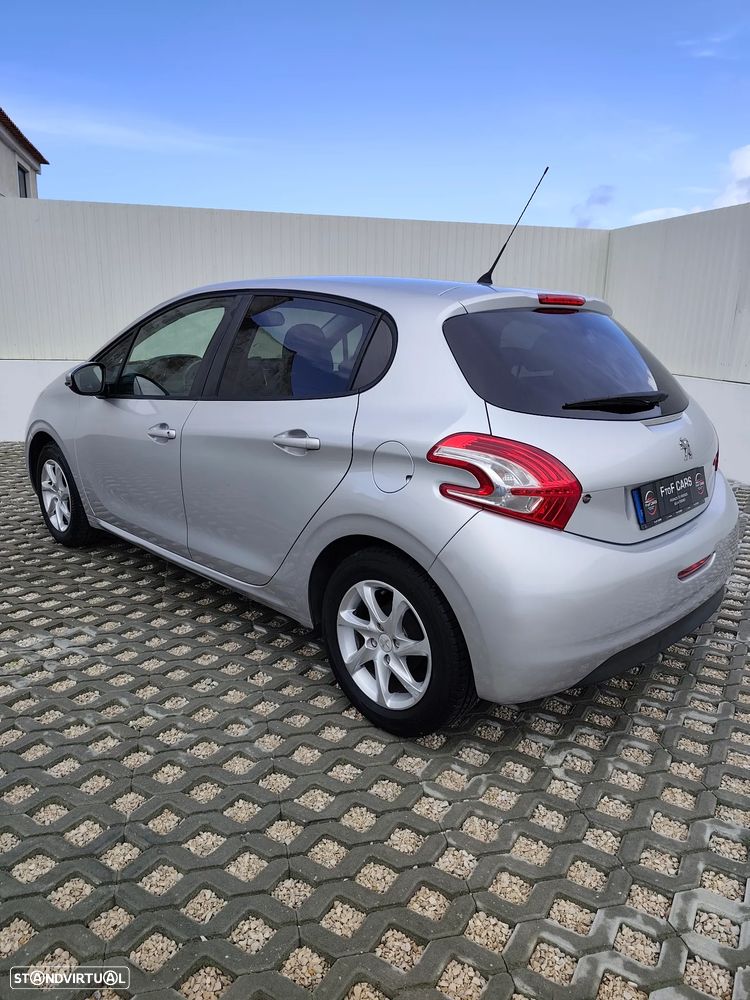 Peugeot 208 1.2 VTi Active - 3
