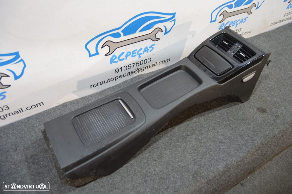 APOIO BRAÇO CONSOLA CENTRAL TRASEIRO TRÁS GAVETA GRELHAS VENTILAÇÃO SAIDAS AR SOFAGEM CHAUFFAGE ORIGINAL 51166963900 6963900 BMW SERIE 3 E92 COUPE E93 CABRIO - 2