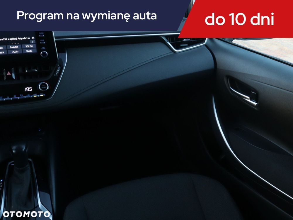 Toyota Corolla - 10