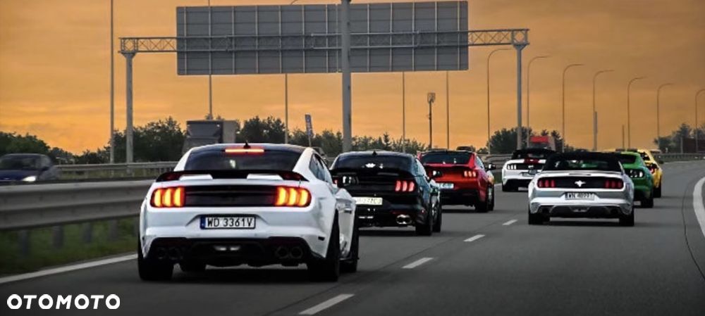 Ford Mustang - 28