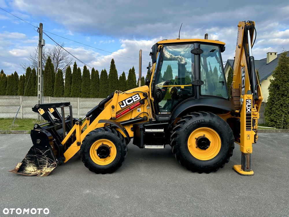 JCB 3CX PLUS AEC 300Mth Salon PL - 2