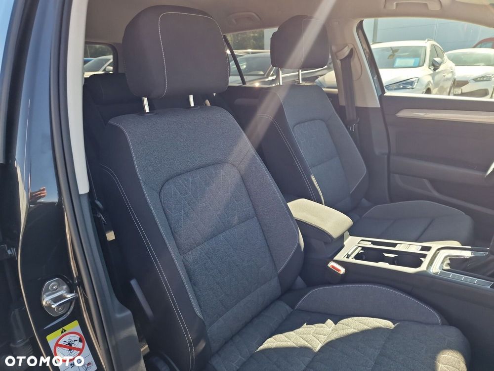 Volkswagen Passat - 26