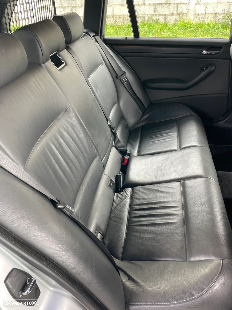 BMW 320 d Touring - 27