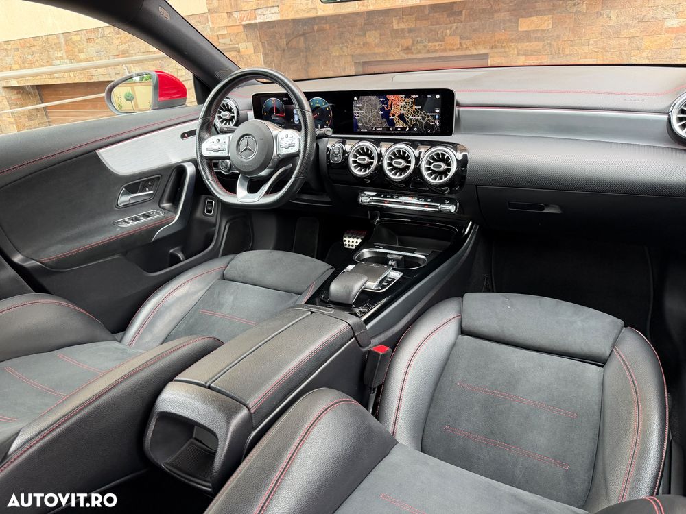 Mercedes-Benz CLA 220 Shooting Brake 7G-DCT AMG Line - 40