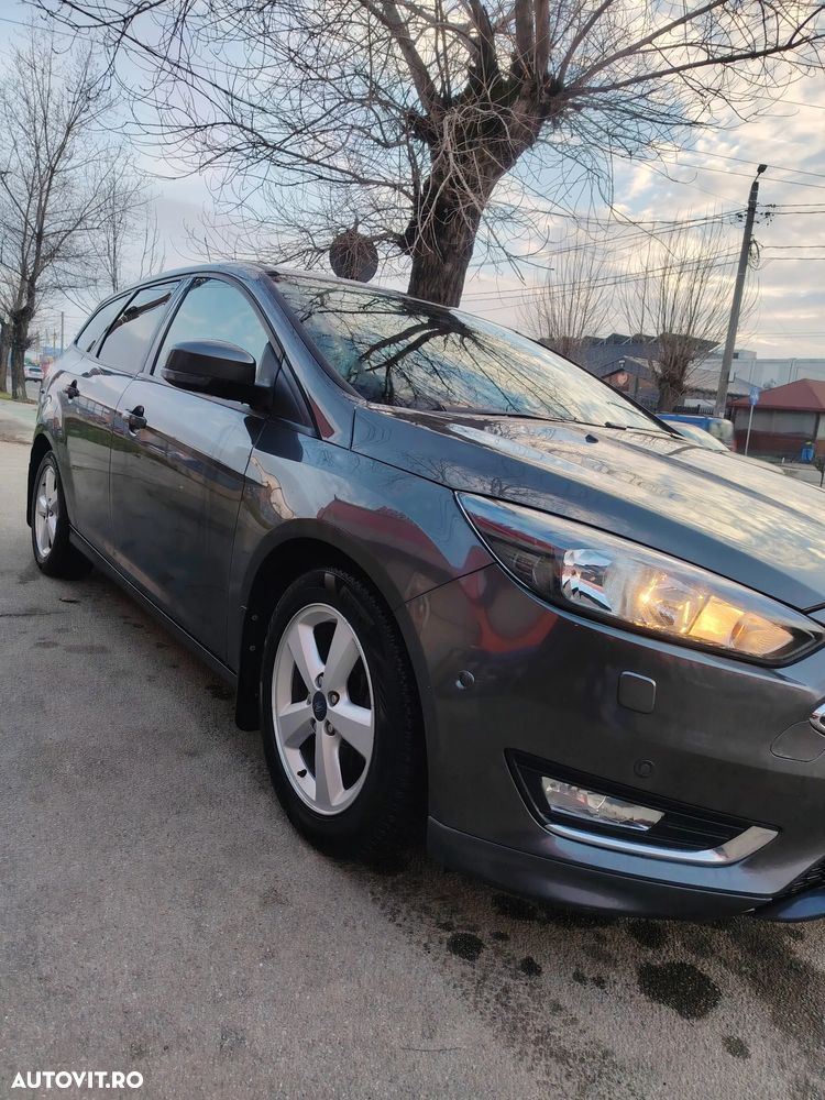 Ford Focus 1.6 TDCI DPF Titanium - 3