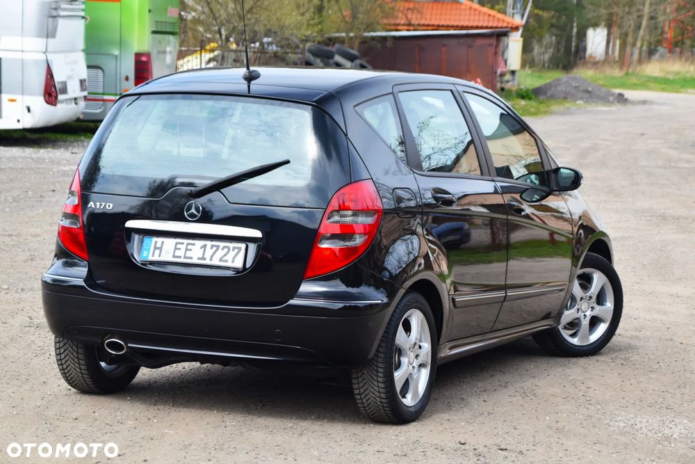 Mercedes-Benz Klasa A 170 BlueEFFICIENCY Avantgarde - 3