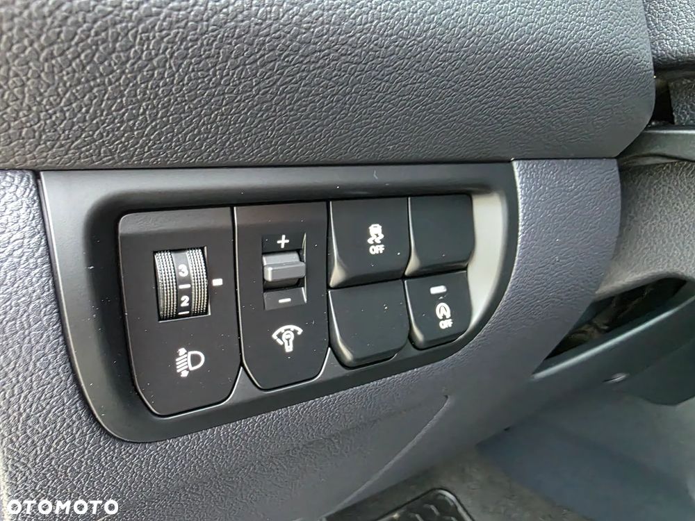 Kia Rio - 17