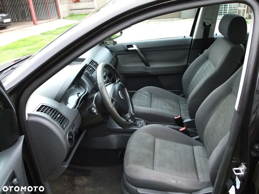 Volkswagen Polo 1.6 United - 15