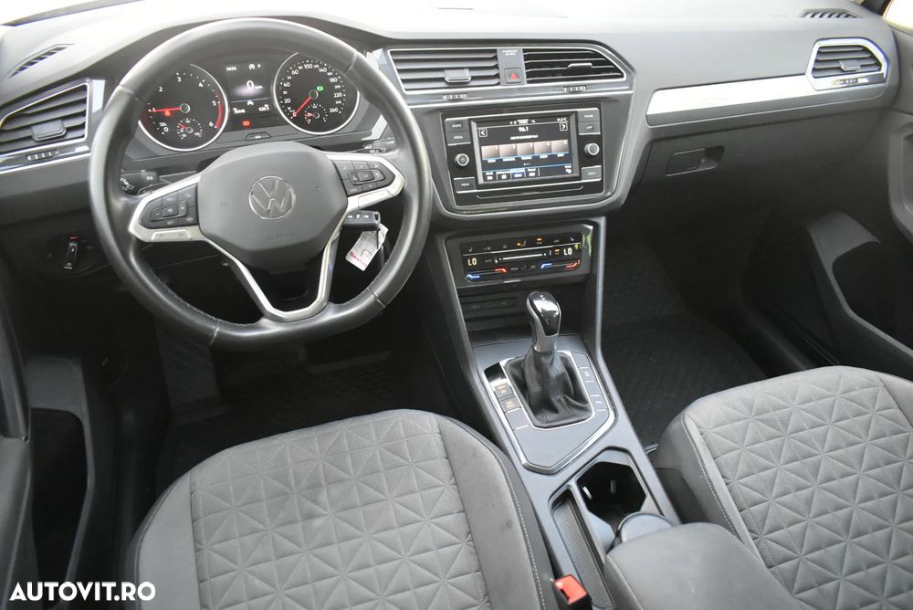 Volkswagen Tiguan 2.0 TDI DSG Life - 16