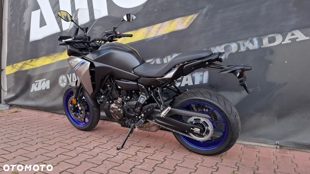 Yamaha MT - 6