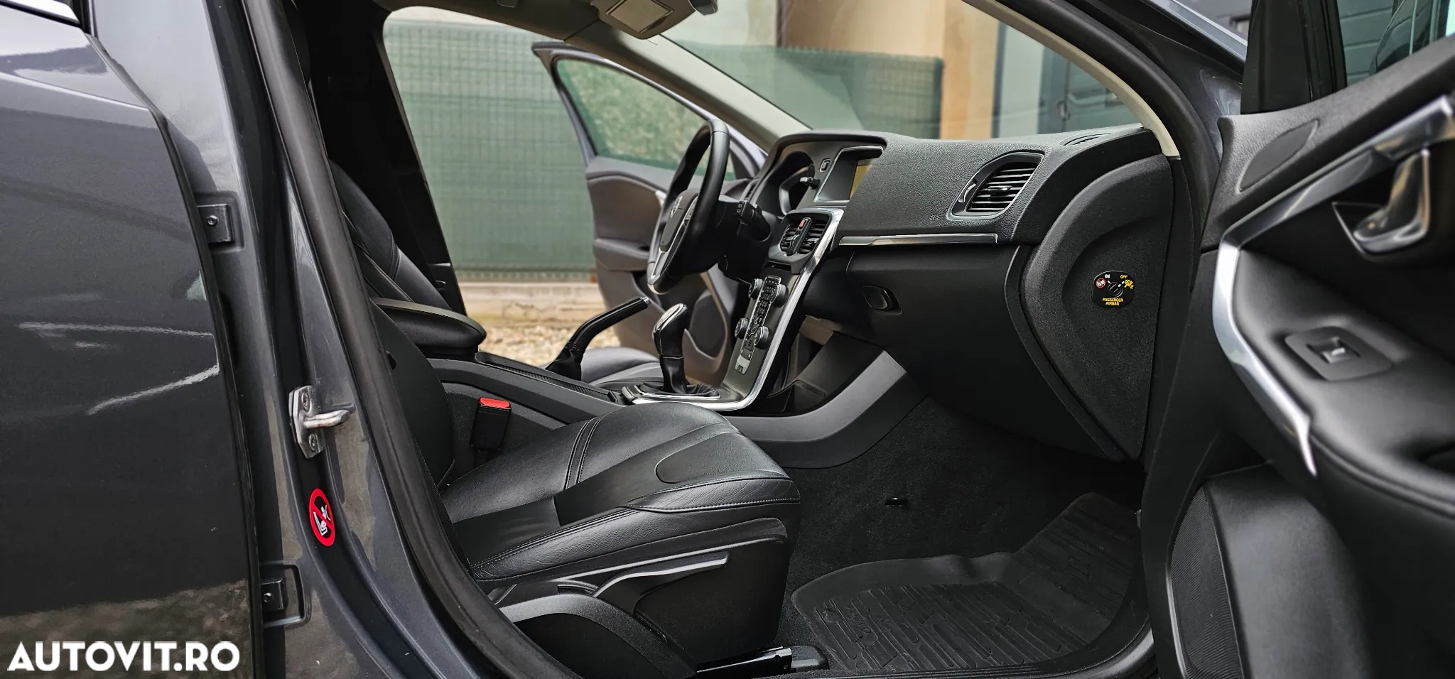 Volvo V40 D2 Summum - 15