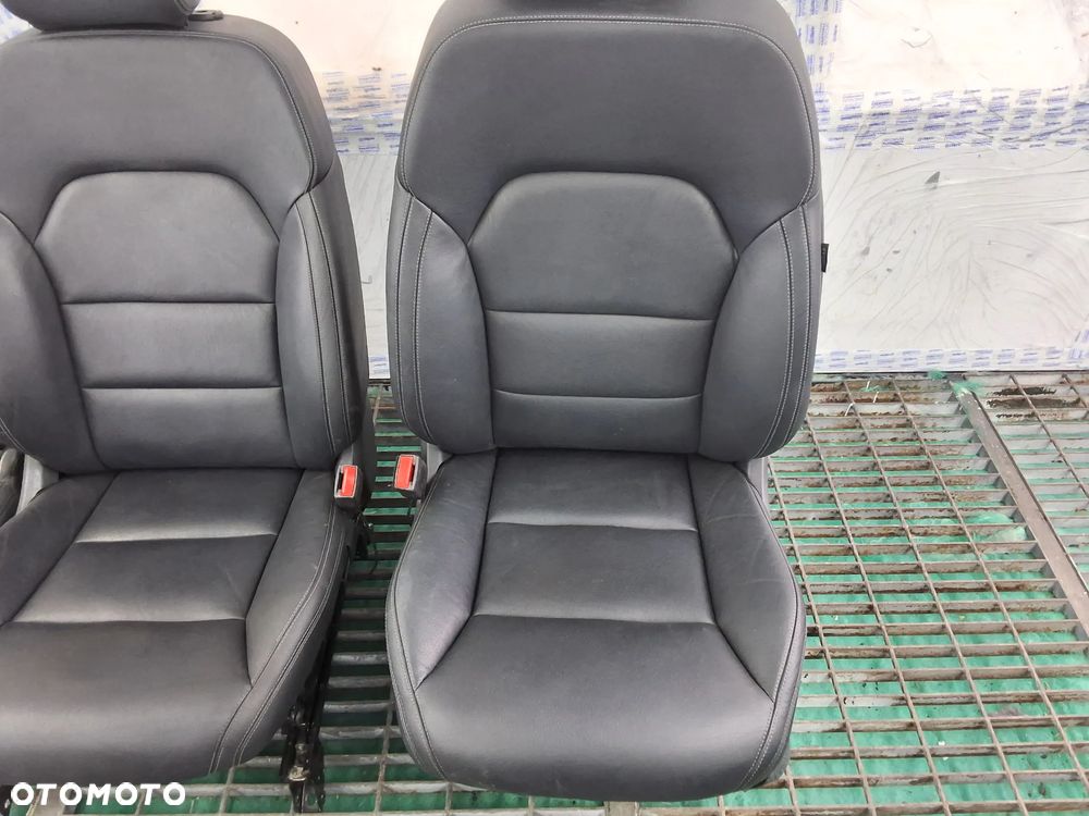 MERCEDES B-KLASA W246 KOMPLET FOTELI SKÓRA NIE ECO 2011-2018 ROK ŁADNE - 2