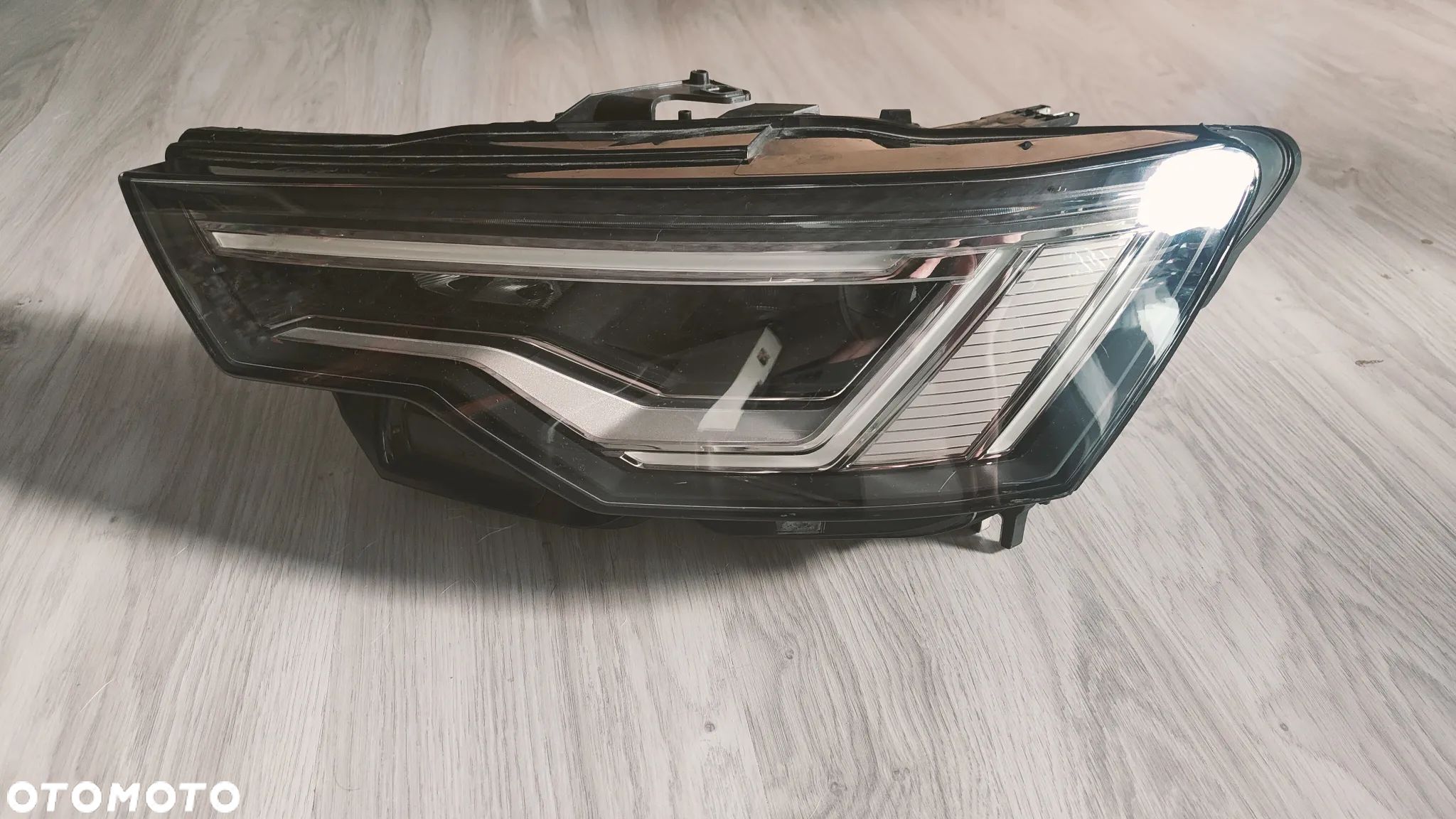 AUDI A6 C8 4K LAMPA  MATRIX LEWA FULL LED 4K0941039 - 1