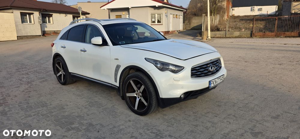 Infiniti FX - 1