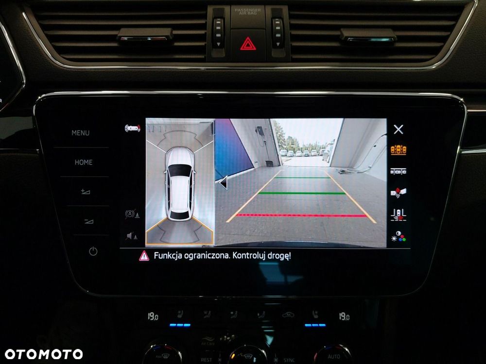 Skoda Superb 2.0 TSI DSG L&K - 37