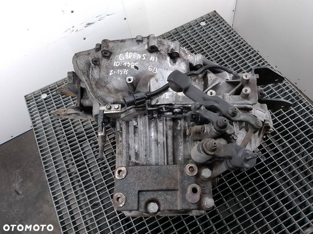 SKRZYNIA BIEGÓW MANUALNA KIA CARENS III S620JC 2.0 CRDI - 6